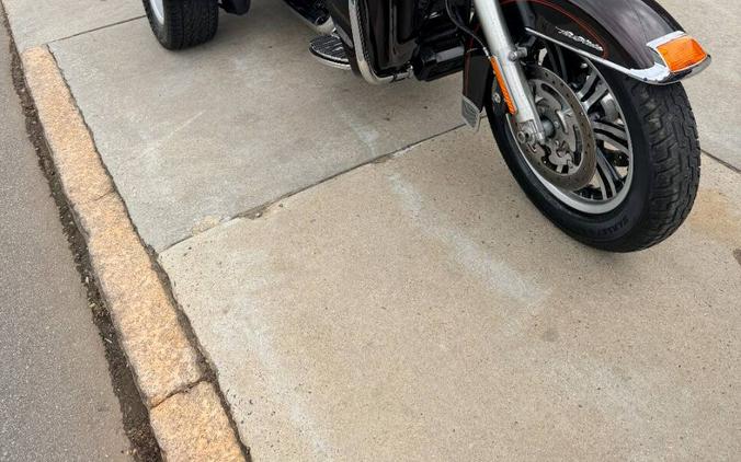 2011 Harley-Davidson Triglide FLHTCUTG