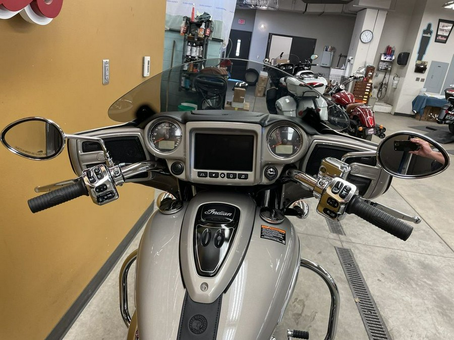 2022 Indian Motorcycle® Chieftain® Limited Silver Quartz Metallic