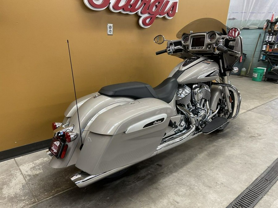 2022 Indian Motorcycle® Chieftain® Limited Silver Quartz Metallic