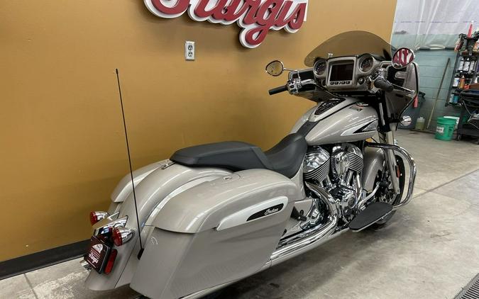 2022 Indian Motorcycle® Chieftain® Limited Silver Quartz Metallic