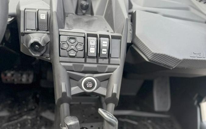 2025 Can-Am Maverick X3 X rc TURBO RR 64