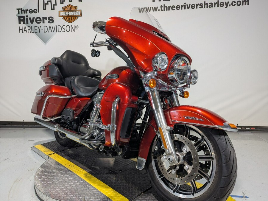 2014 Harley-Davidson® Electra Glide® Ultra Classic® Candy Orange
