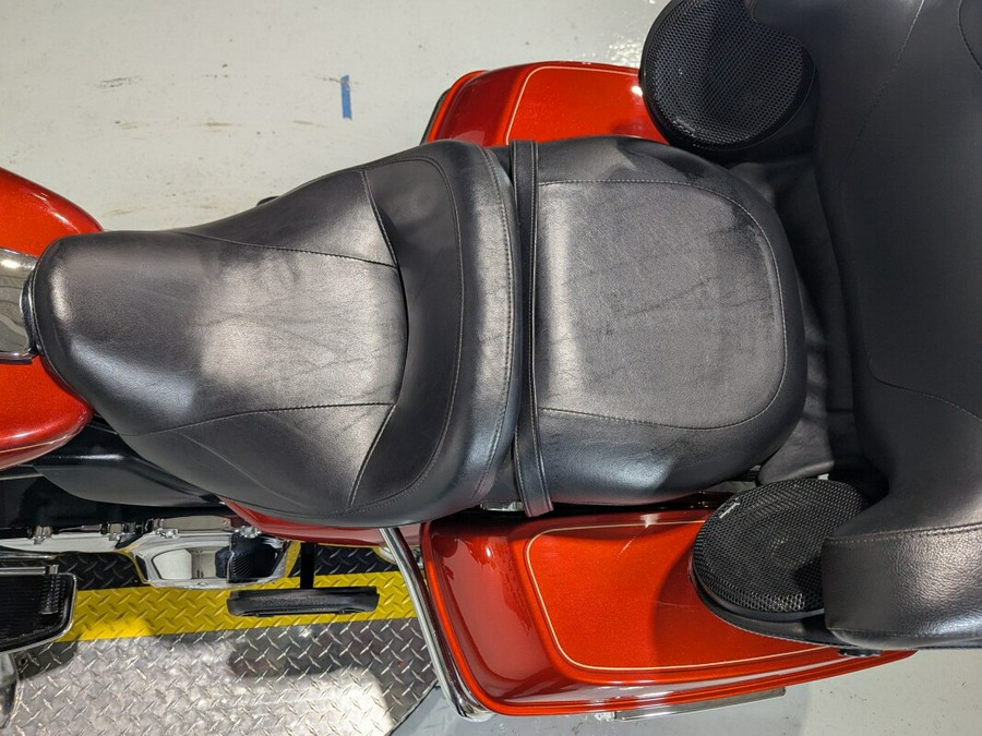 2014 Harley-Davidson® Electra Glide® Ultra Classic® Candy Orange