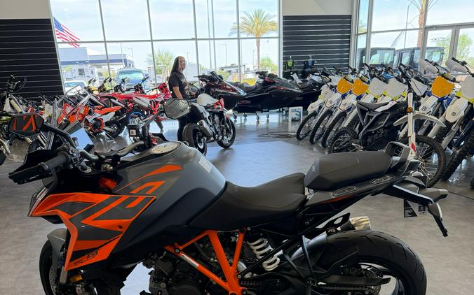 2024 KTM 1290 Super Duke GT