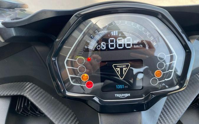 2025 Triumph Daytona 660 Snowdonia WhiteSapphire Black