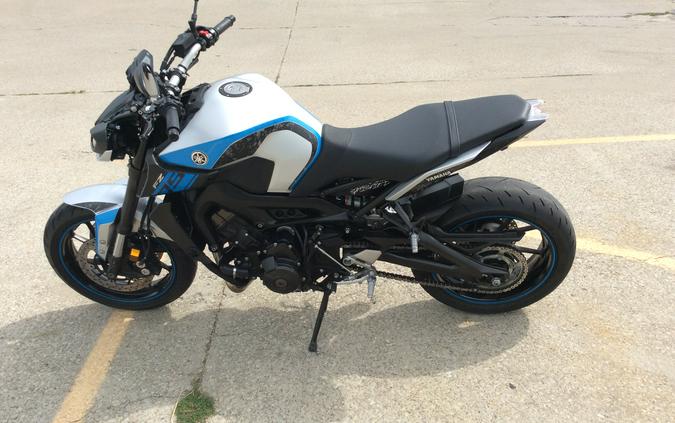 2017 Yamaha FZ 09