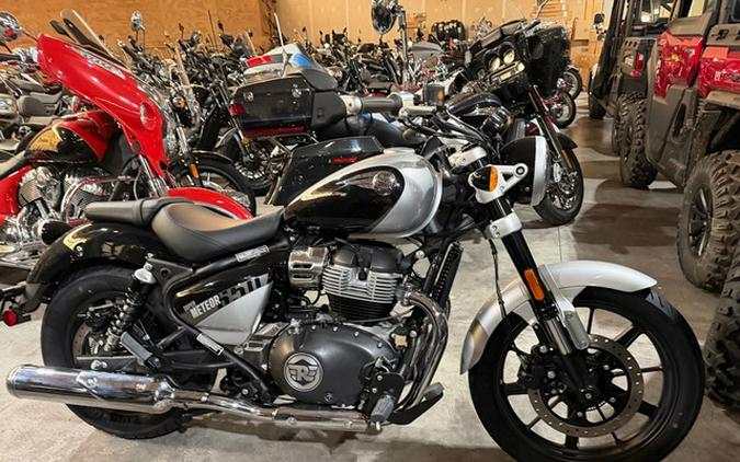 2024 Royal Enfield SUPER METEOR - INTERSTELLAR GRAY