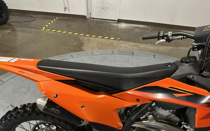 2025 KTM SX 250