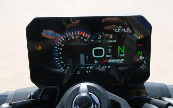 2026 SUZUKI GSX-8T