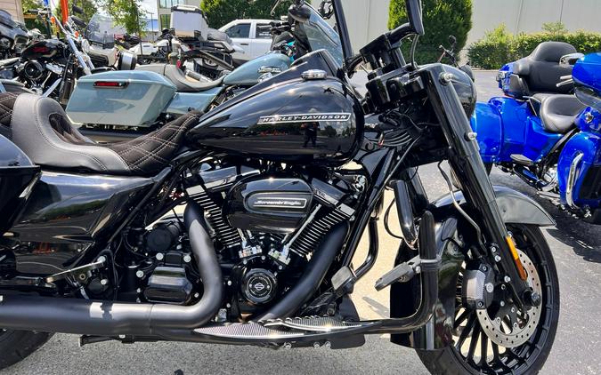 2017 Harley-Davidson Touring Road King Special