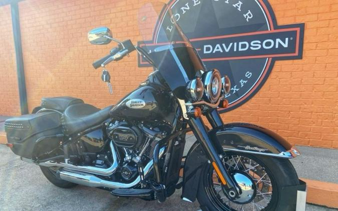 2021 Harley-Davidson® FLHCS - Heritage Classic 114