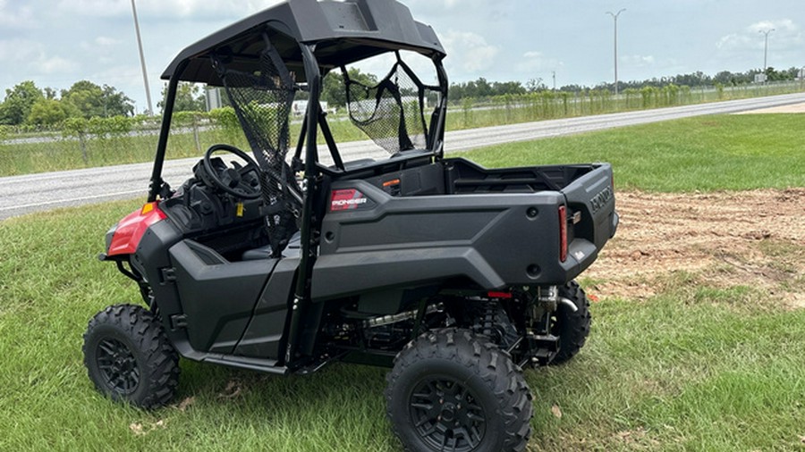 2026 Honda Pioneer 700 Deluxe