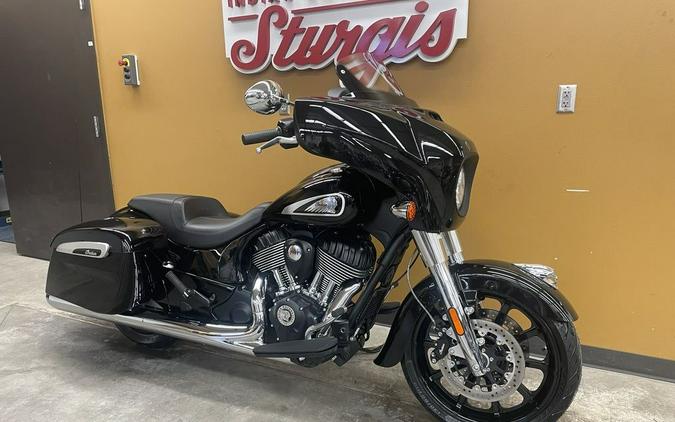 2021 Indian Motorcycle® Chieftain® Thunder Black