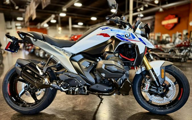 2026 BMW Motorrad R 1300 R Light White
