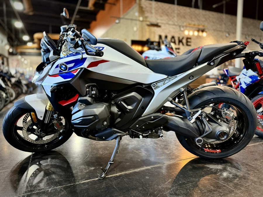 2026 BMW Motorrad R 1300 R Light White