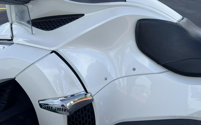 2015 Can-Am Spyder RT-Limited SE6