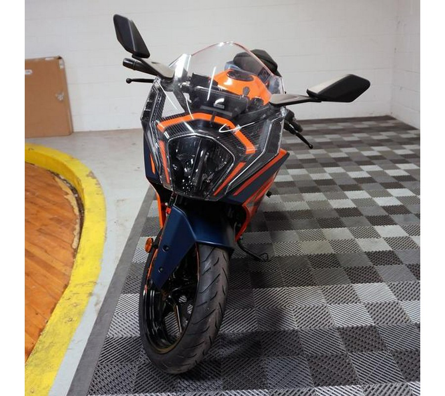 2023 KTM RC 390