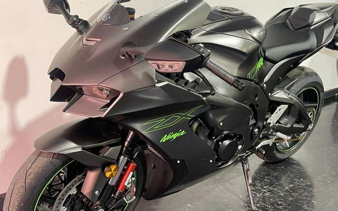 2025 Kawasaki Ninja ZX-10RR ABS