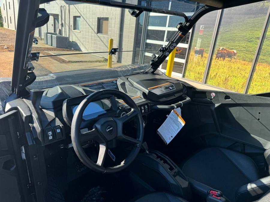 2026 Can-Am Commander X Mr 1000R Dark Wildland Camo