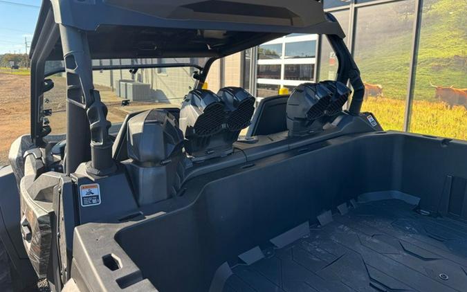 2026 Can-Am Commander X Mr 1000R Dark Wildland Camo