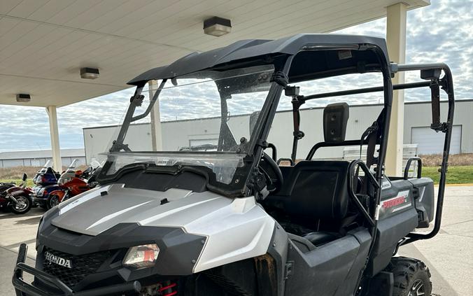 2017 Honda Pioneer 700-4 Deluxe
