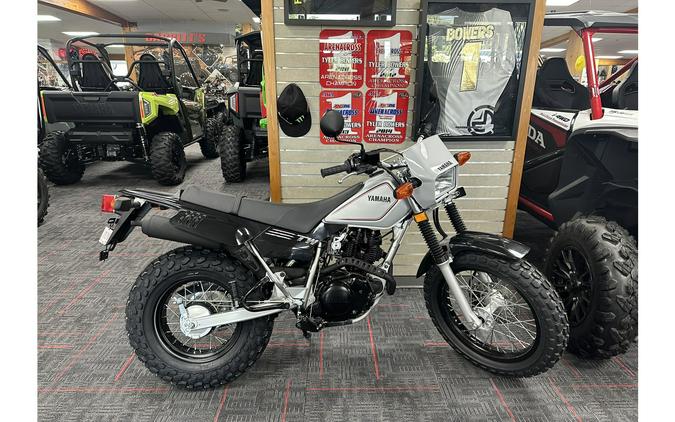2027 Yamaha TW200