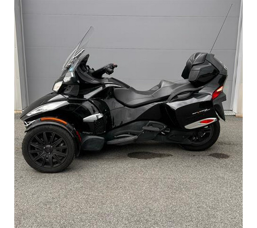 2015 Can-Am Spyder® RT-S SE6