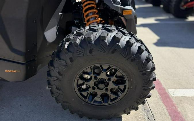 2026 Can-Am® Maverick X3 MAX DS Turbo RR Scandi Blue & Orange Crush