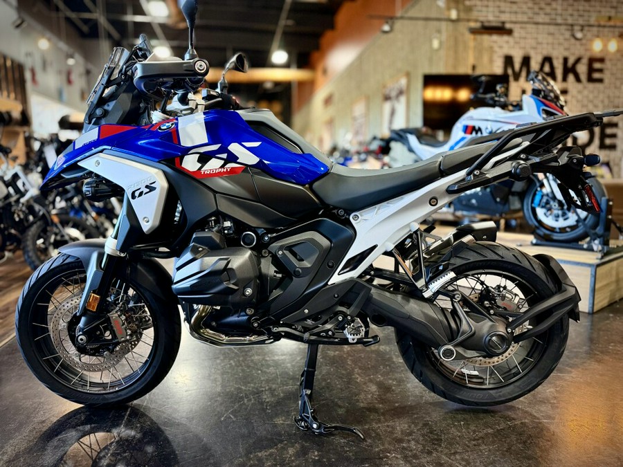 2026 BMW Motorrad R 1300 GS Racing Blue Metallic