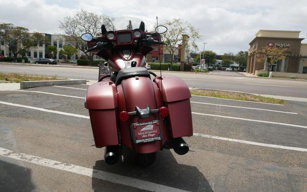 2023 Indian Motorcycle Chieftain® Dark Horse® Icon