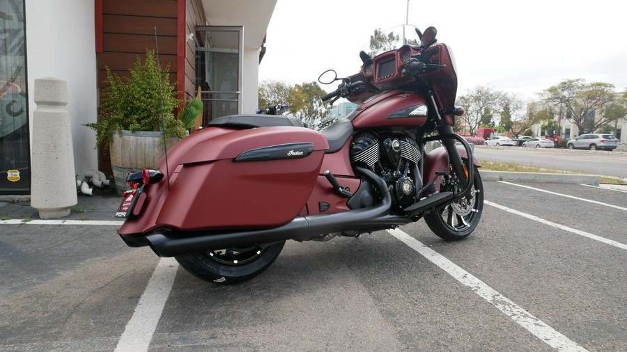 2023 Indian Motorcycle Chieftain® Dark Horse® Icon