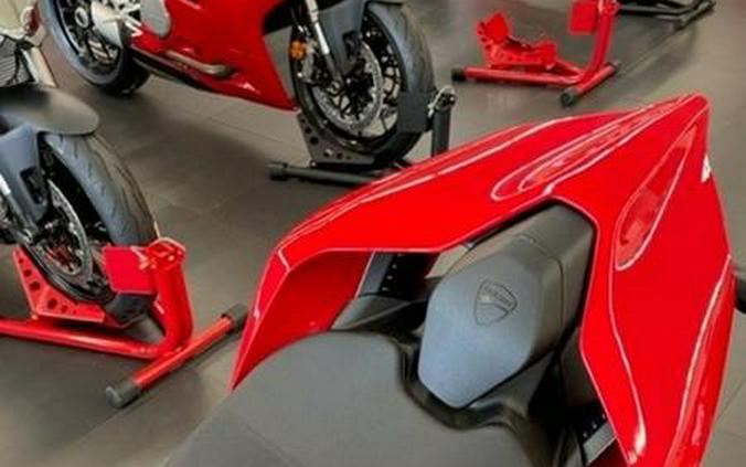 2024 Ducati Panigale V4 Red