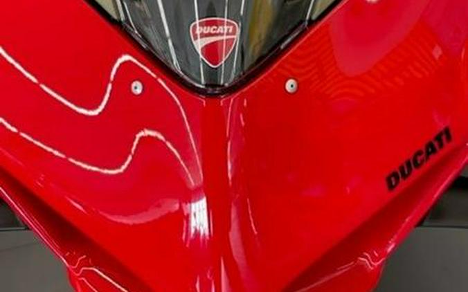 2024 Ducati Panigale V4 Red