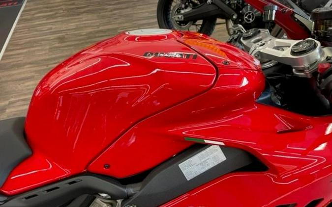 2024 Ducati Panigale V4 Red