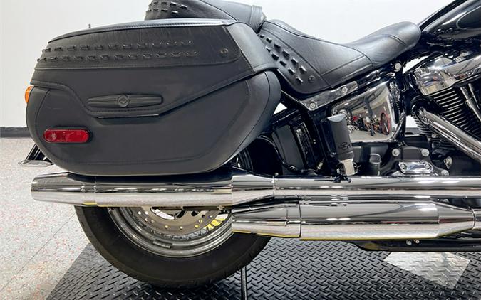 2020 Harley-Davidson Heritage Classic FLHC 5,123 Miles VIVID BLACK