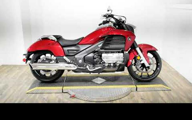 2015 Honda Gold Wing® Valkyrie®