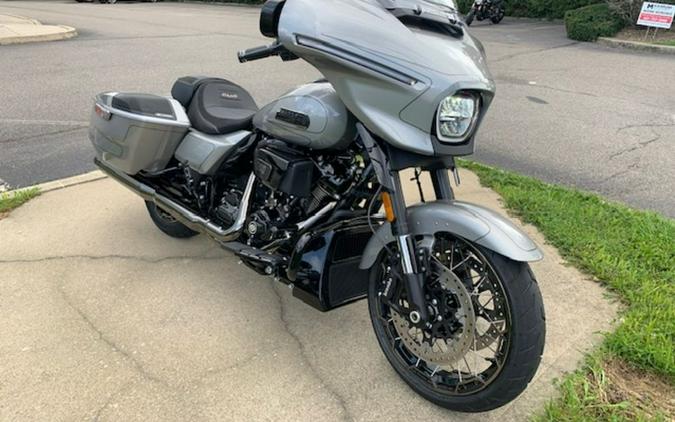 2023 Harley-Davidson® FLHXSE - CVO™ Street Glide®