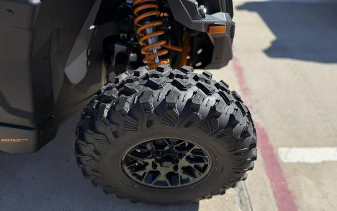 2026 Can-Am® Maverick X3 MAX DS Turbo RR Scandi Blue & Orange Crush