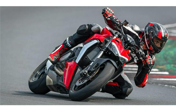2022 Ducati Streetfighter V2