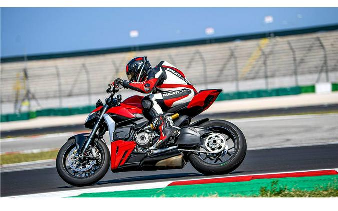 2022 Ducati Streetfighter V2
