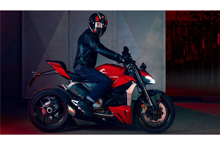 2022 Ducati Streetfighter V2