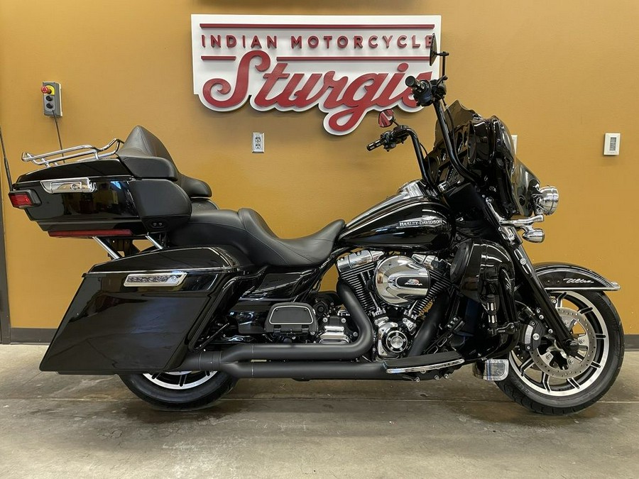 2014 Harley-Davidson® FLHTCU - Electra Glide® Ultra Classic®