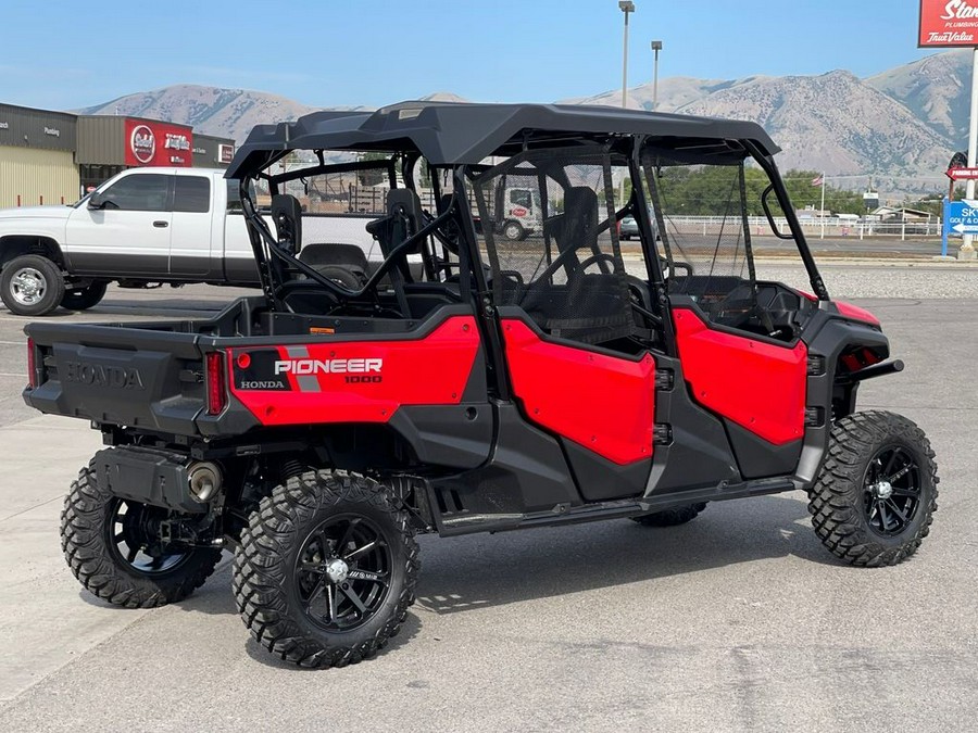 2023 Honda® Pioneer 1000-6 Deluxe Crew