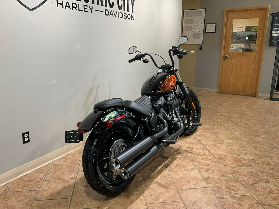 2023 Harley-Davidson®FXBBS Street Bob® 114 Vivid Black