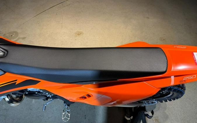 2025 KTM SX 250