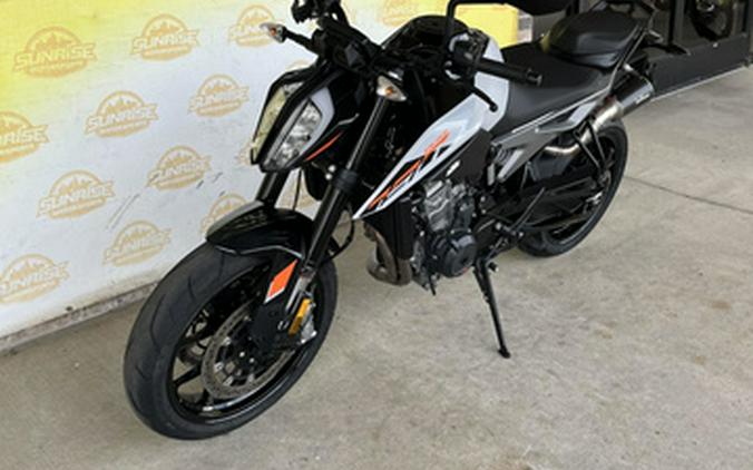 2024 KTM Duke 790