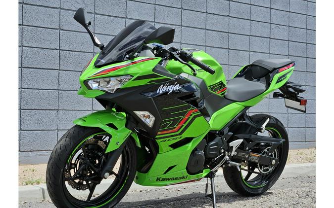 2023 Kawasaki Ninja 400 KRT Edition ABS