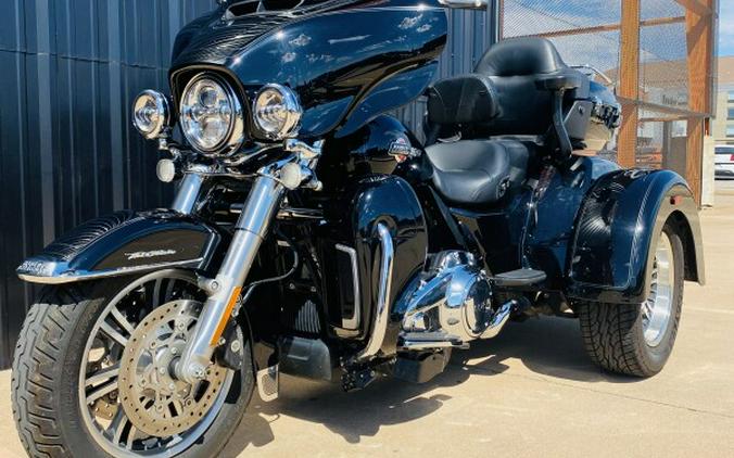 FLHTCUTG 2022 Tri Glide Ultra