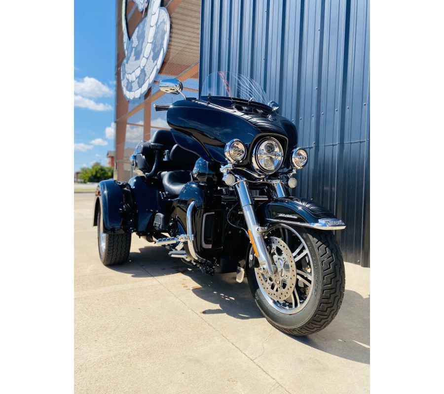 FLHTCUTG 2022 Tri Glide Ultra