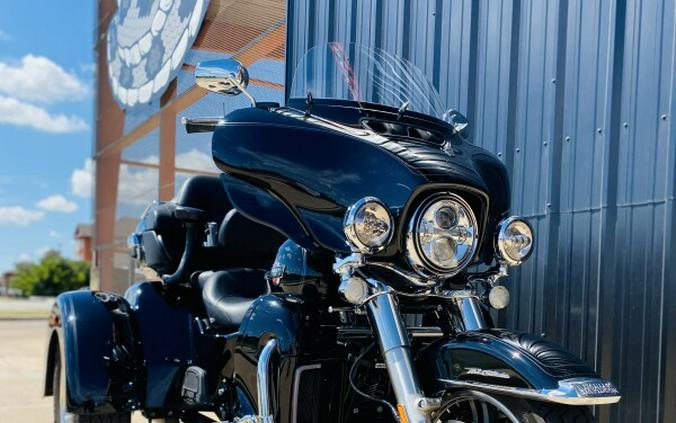 FLHTCUTG 2022 Tri Glide Ultra